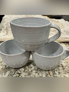 Pottery Barn Thailand Speckled Cream Ceramic Mugs - Set of 3